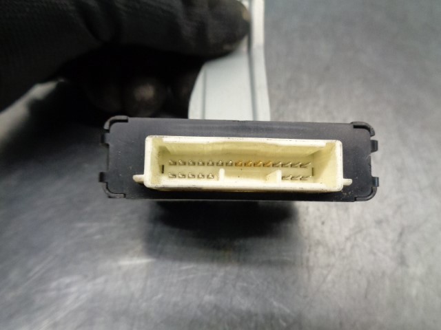 Corretor da luz 84051SC010 Subaru