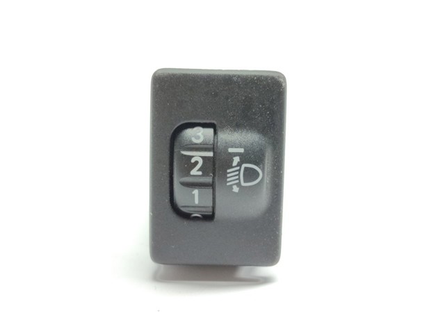 8415202080 TOYOTA Кнопка (регулятор) корректора фар купить в Тернополь