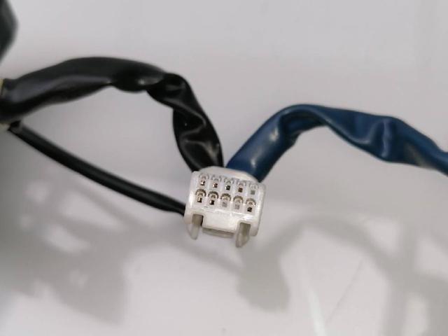 8425042060 TOYOTA Блок кнопочных переключателей рулевого колеса купить в Каменское