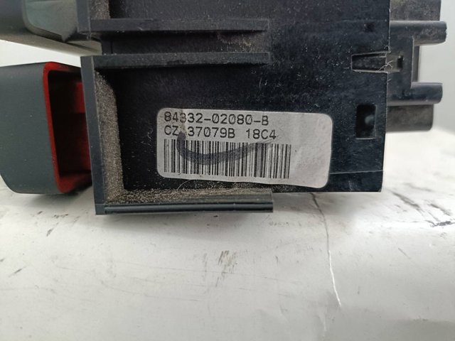 TOYOTA 8433202080 Кнопка включения аварийного сигнала в наличии Хмельницкий