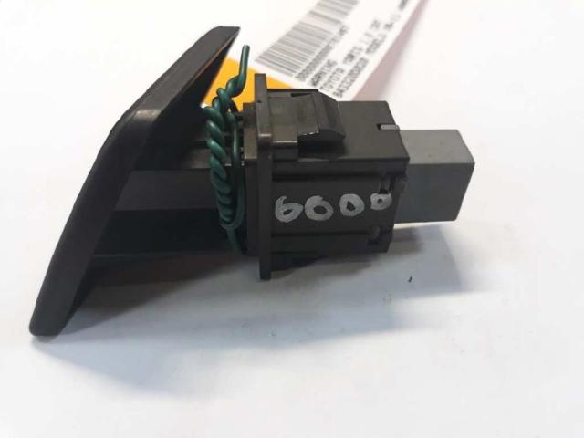 843320D020 TOYOTA Кнопка аварийки купить в Ирпень