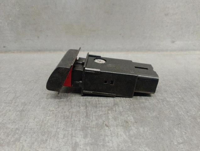 8433220410 TOYOTA Кнопка включения аварийного сигнала купить в Украина