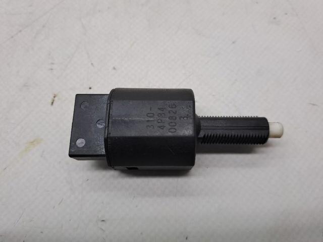 Sensor de ativação do sinal de parada 8434009100 Toyota