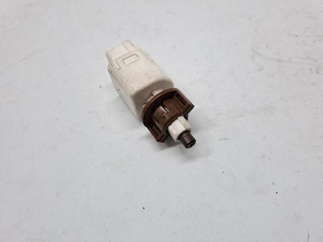 8434019025 TOYOTA Датчик включения стопсигнала купить в Чернигов