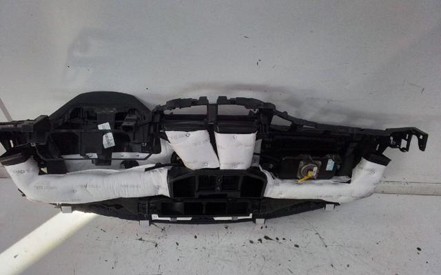 HYUNDAI 84710D7AA0TRY Торпедо в наличии Хмельницкий