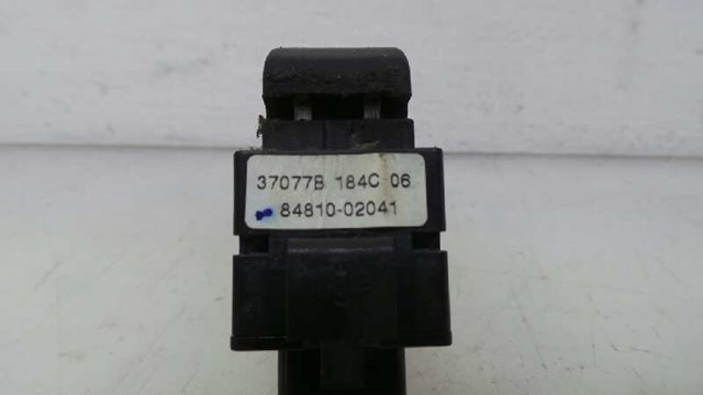 TOYOTA 8481002041 Кнопка стеклоподъемника передняя в наличии Ровно