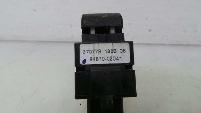 8481002041 TOYOTA Кнопка включения мотора стеклоподъемника передняя правая купить в Запорожье