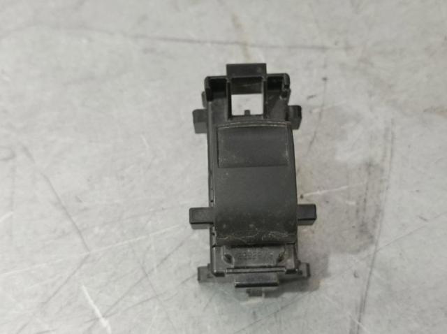 848100D030 TOYOTA Кнопка стеклоподъемника передняя купить в Кривой Рог