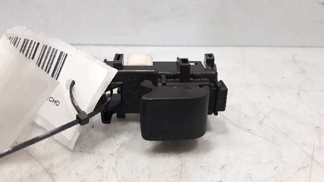 TOYOTA 848100D030 Кнопка стеклоподъемника передняя в наличии Ирпень