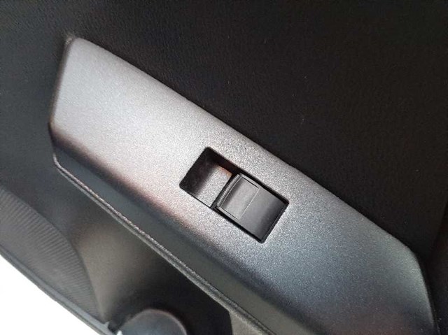 Controle do vidro traseiro direito para Toyota Yaris 1.5 híbrido (nhp130_) 1NZFXE 848100D030