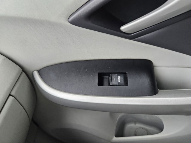 Controle do vidro traseiro direito para Toyota Land Cruiser Prado 2.8 D-4D (gdj150_, gdj155_) 1GD 8481033120