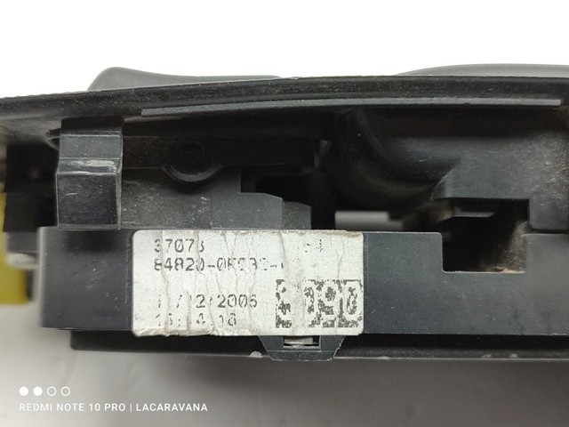 848200F030 TOYOTA Кнопочный блок управления стеклоподъемником передний левый купить в Чернигов
