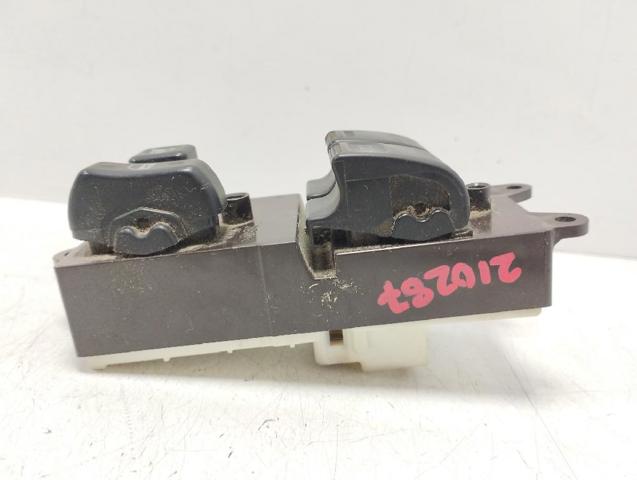8482010100 TOYOTA Кнопочный блок управления стеклоподъемником центральной консоли купить в Полтава