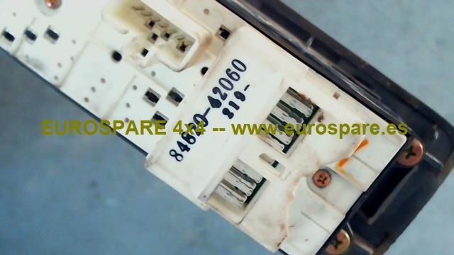 TOYOTA 8482042060 Кнопочный блок управления стеклоподъемником центральной консоли в наличии Каменское