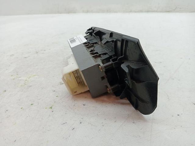 TOYOTA 8482042190 Кнопочный блок управления стеклоподъемником передний левый в наличии Украина