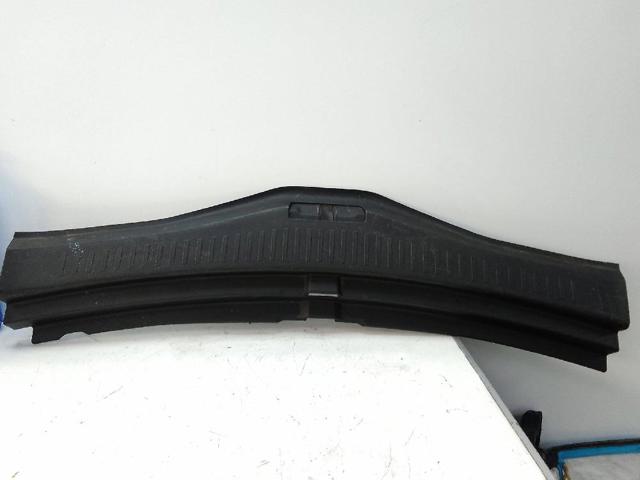 849208757R RENAULT Облицовка задней панели багажника купить в Полтава