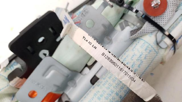 85010D7000 HYUNDAI Шторка боковая, левая купить в Кривой Рог