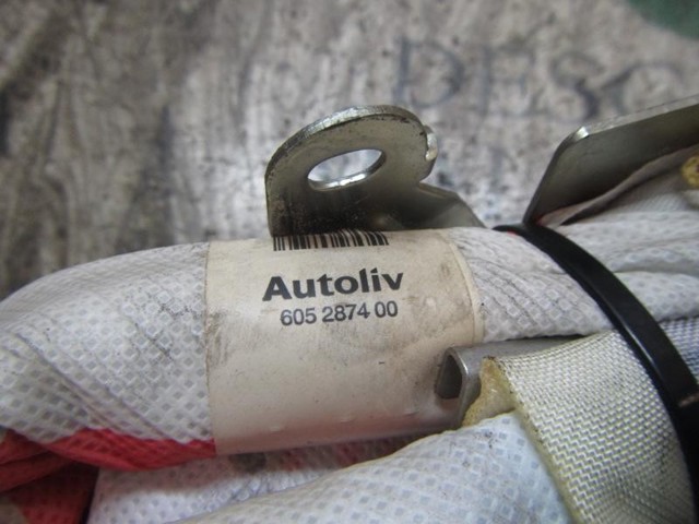 HYUNDAI 850201H000 Подушка безопасности (AIRBAG) шторка боковая правая в наличии Ровно