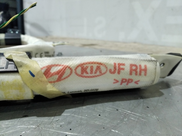 HYUNDAI 85020D4000 Подушка безопасности (AIRBAG) шторка боковая правая в наличии Черкассы