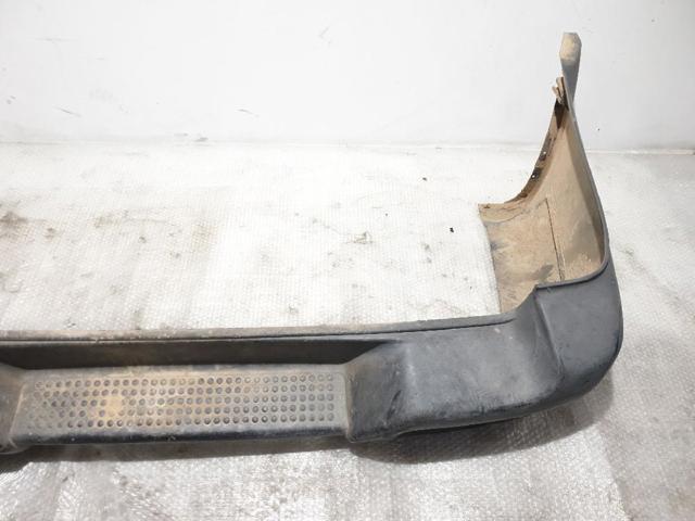 Pára-choque traseiro Nissan Terrano 2 R20