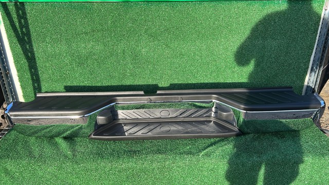 Pára-choque traseiro Nissan Navara D40