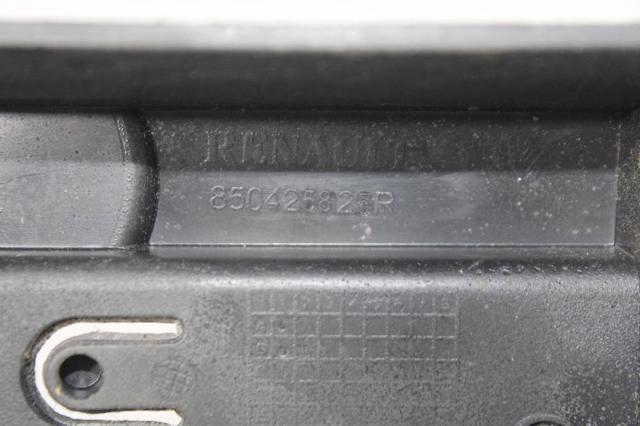 RENAULT 850425825R Кронштейн бампера заднего центральный в наличии Николаев