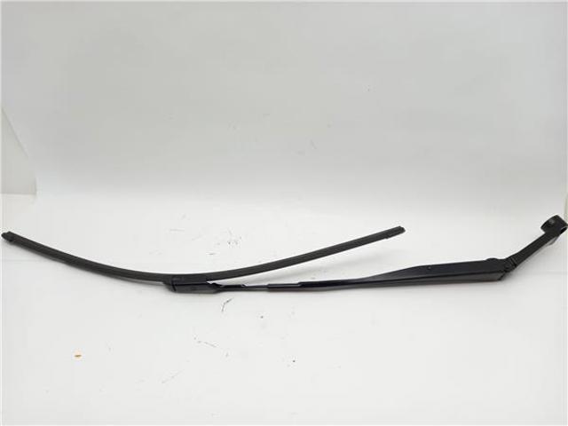 TOYOTA 85221F4010 Поводок стеклоочистителя в наличии Ровно