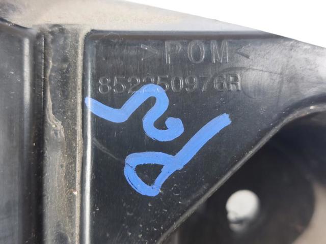 RENAULT 852250976R Кронштейн бампера заднего внешний левый в наличии Хмельницкий
