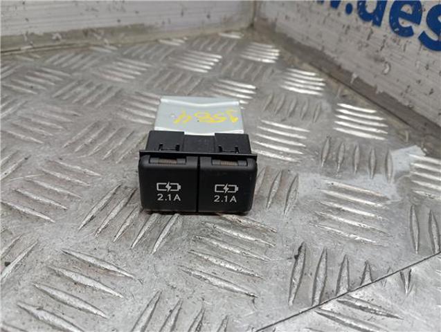 TOYOTA 8553250020 USB-разветвитель в наличии Днепр