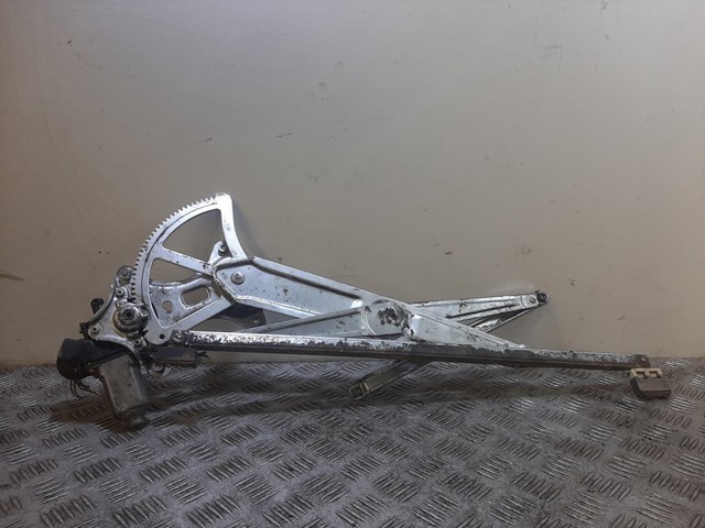 8571052110 TOYOTA Мотор стеклоподъемника двери передней правой купить в Чернигов