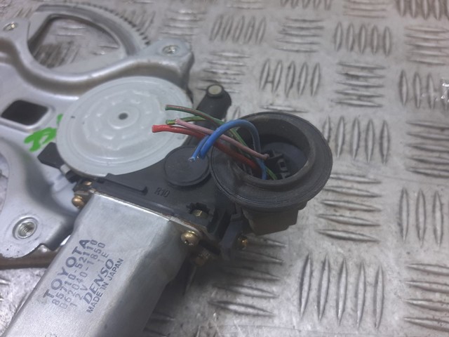8571052110 TOYOTA Мотор стеклоподъемника двери передней правой купить в Тернополь