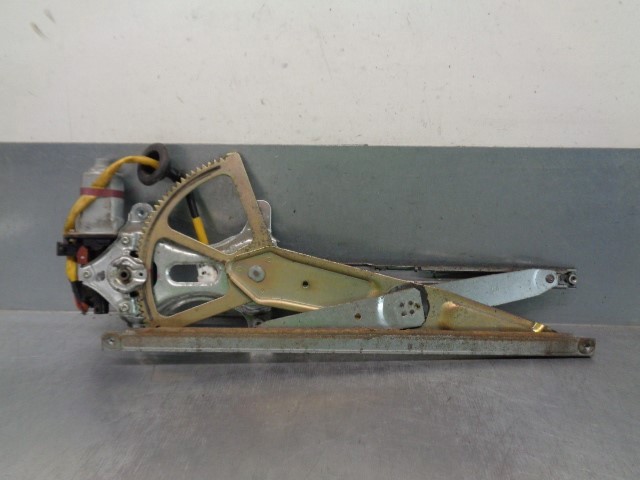 8572030280 TOYOTA Мотор стеклоподъемника двери передней левой купить в Ужгород
