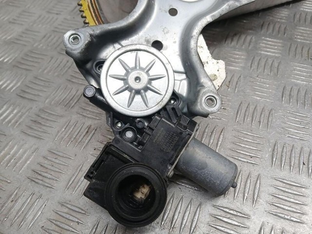 TOYOTA 8572033360 Мотор стеклоподъемника двери задней левой в наличии Николаев
