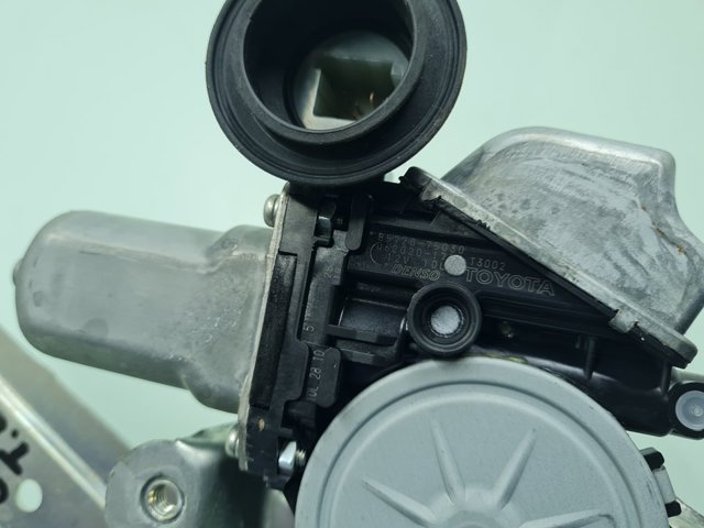 8572075030 TOYOTA Мотор стеклоподъемника двери задней правой купить в Ирпень
