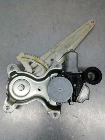 TOYOTA 8572075070 Мотор стеклоподъемника двери задней правой в наличии Днепр