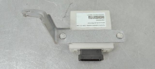 Relê de controlo de limpador pára-brisas Toyota Avensis 2 T25