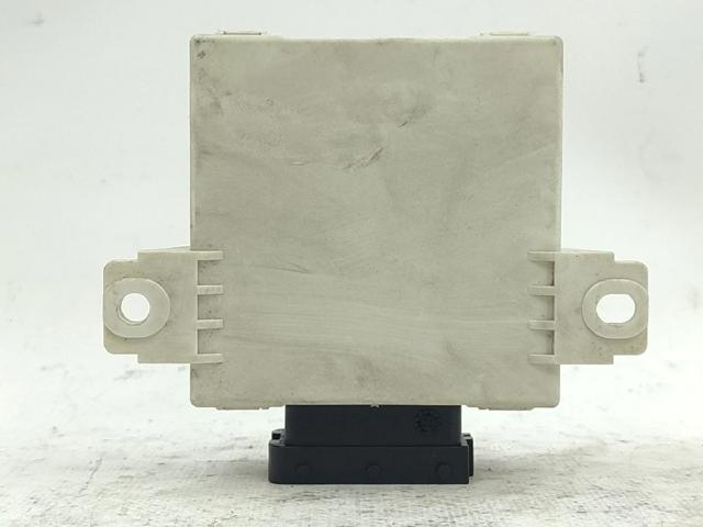 Relê de controlo de limpador pára-brisas Toyota Avensis 2 T25