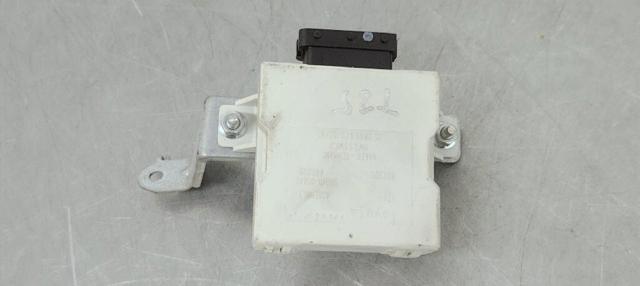 Relê de controlo de limpador pára-brisas Toyota Avensis 2 T25