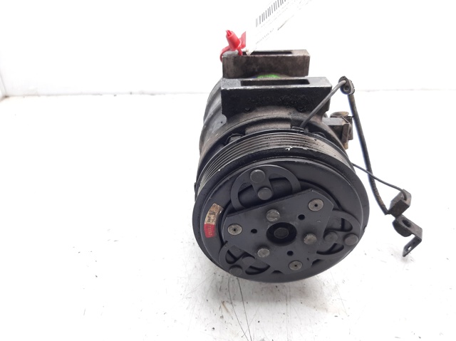 Compressor de aparelho de ar condicionado 8601632 Volvo