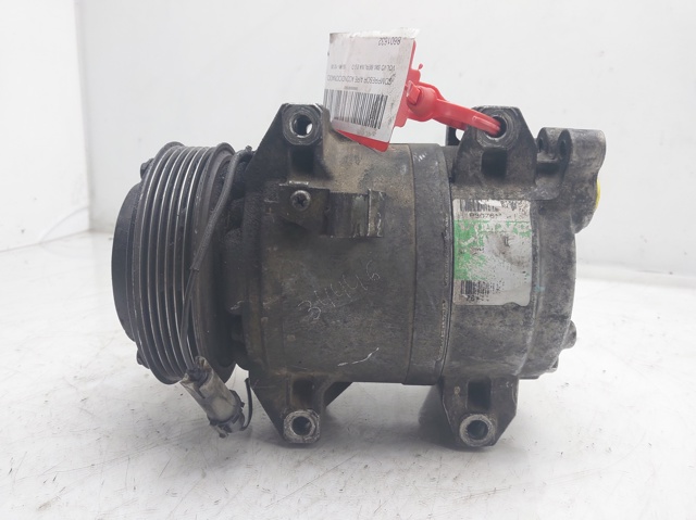 Compressor de aparelho de ar condicionado 8601632 Volvo