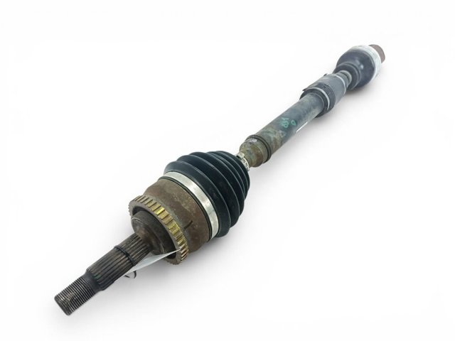 VOLVO 8601678 Полуось (привод) передняя правая в наличии Украина