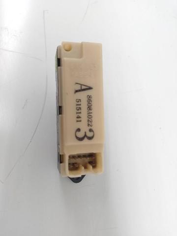 8608A022 MITSUBISHI Кнопка стеклоподъемника передняя купить в Ровно