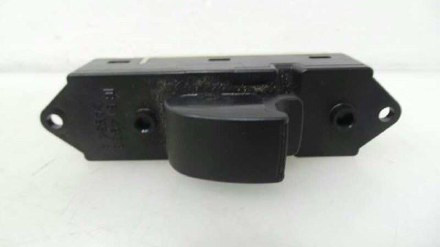 8608A023 MITSUBISHI Кнопка включения мотора стеклоподъемника задняя правая купить в Украина
