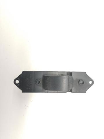 MITSUBISHI 8608A023 Кнопка включения мотора стеклоподъемника задняя правая в наличии Черкассы