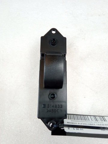 8608A024 MITSUBISHI Кнопка включения мотора стеклоподъемника задняя левая купить в Киев