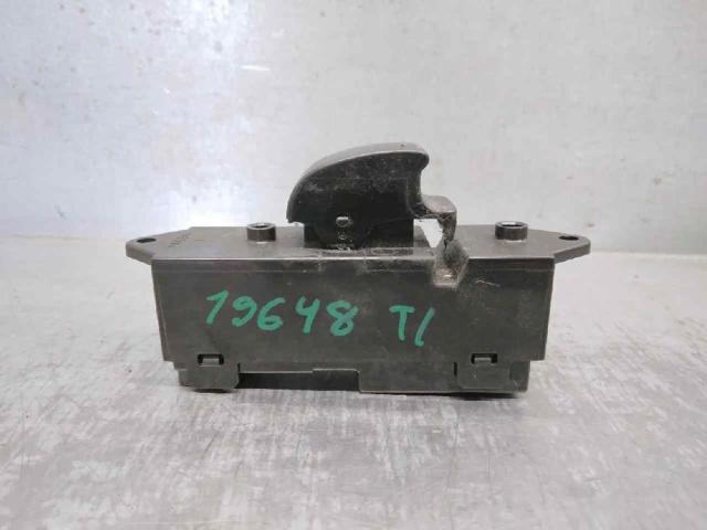 MITSUBISHI 8608A063 Кнопка включения мотора стеклоподъемника задняя в наличии Харьков