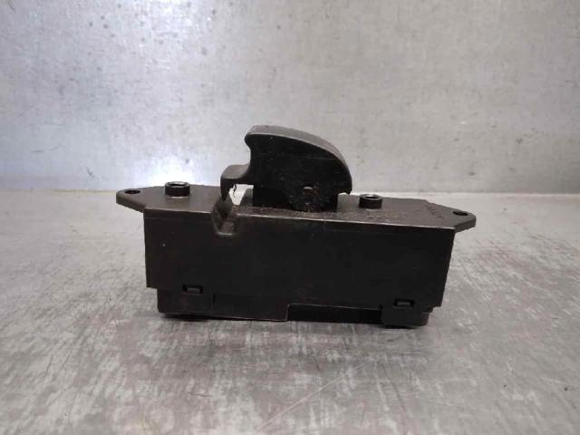 8608A063 MITSUBISHI Кнопка включения мотора стеклоподъемника задняя купить в Сумы