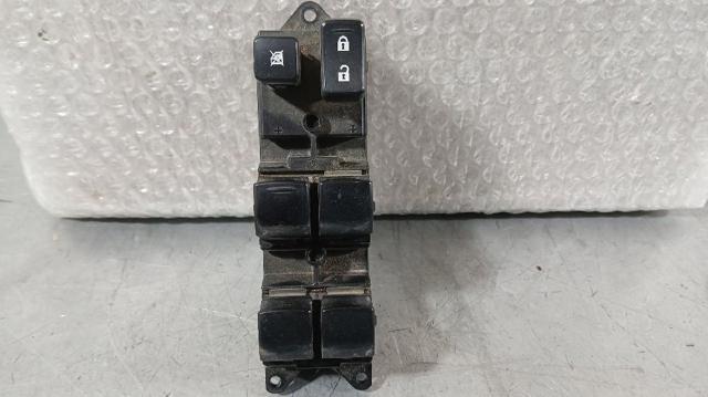 8608A238 MITSUBISHI Кнопочный блок управления стеклоподъемником передний левый купить в Винница