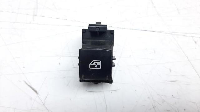 MITSUBISHI 8608A319 Кнопка включения мотора стеклоподъемника передняя правая в наличии Львов