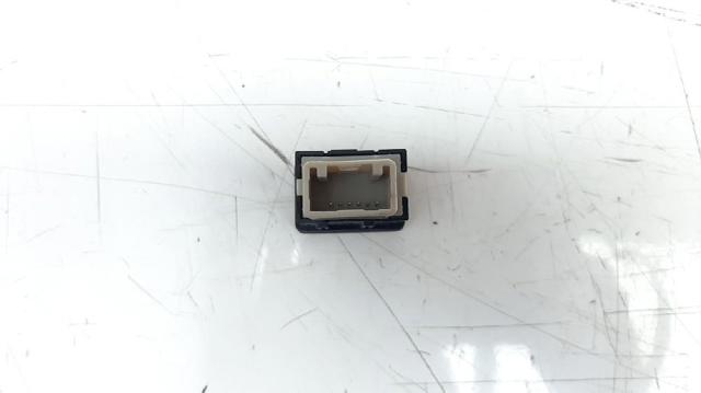MITSUBISHI 8612A050 в наличии Тернополь
